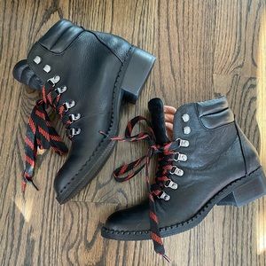GENTLE SOULS| black combat boots| 7.5